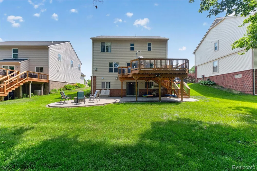 2557 Solace Drive Commerce Charter Township, MI 48382