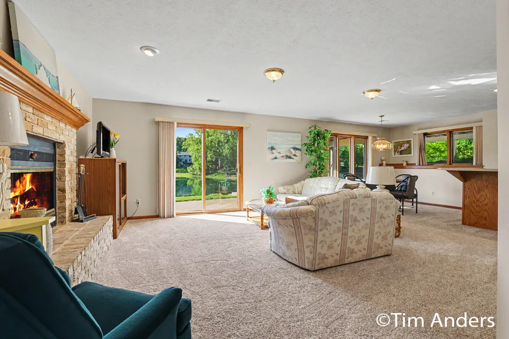 6090 Arroyo Vista Drive NE Cannon Township, MI 49341