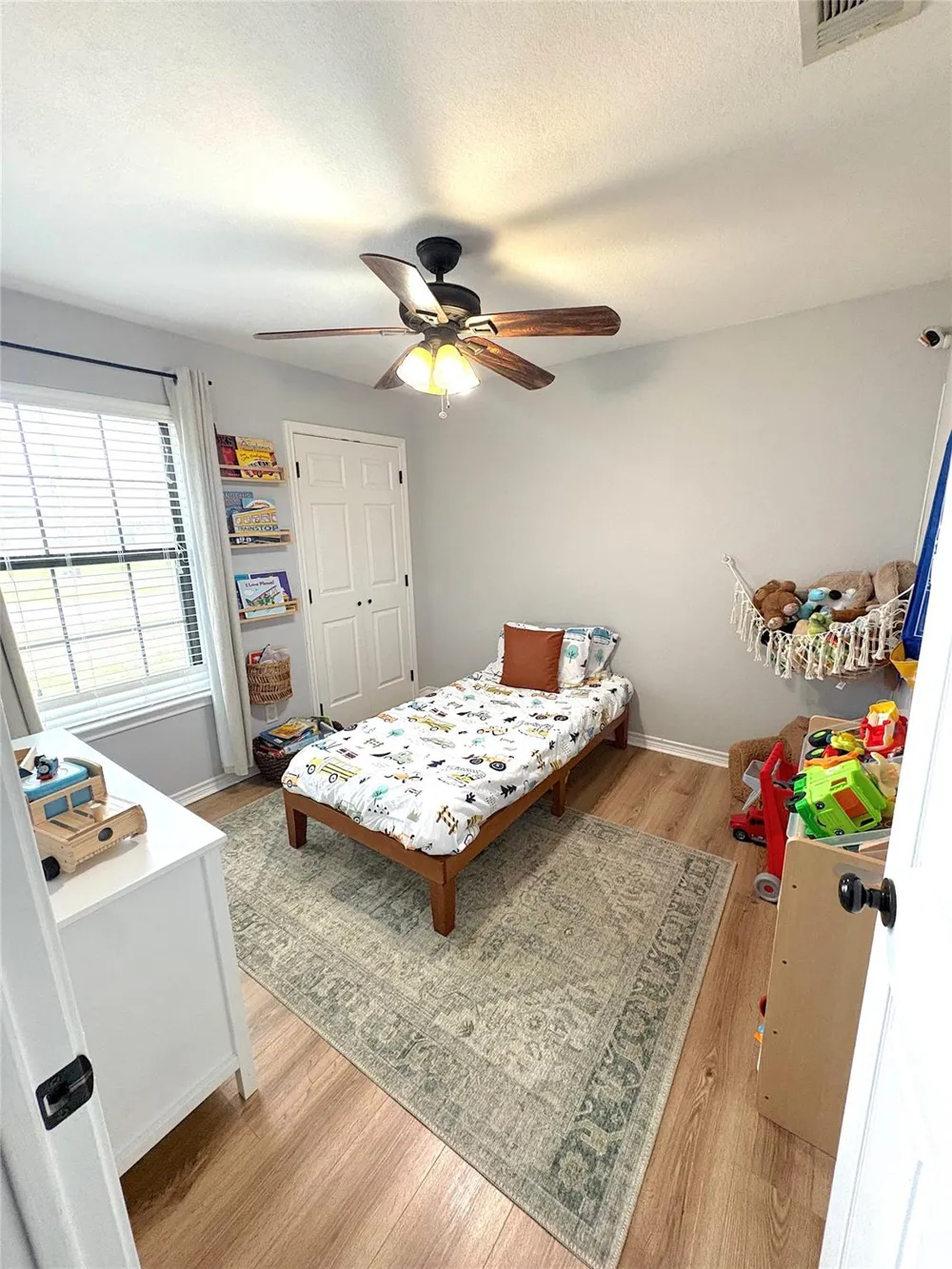 165 Dandelion Trail San Marcos, TX 78666