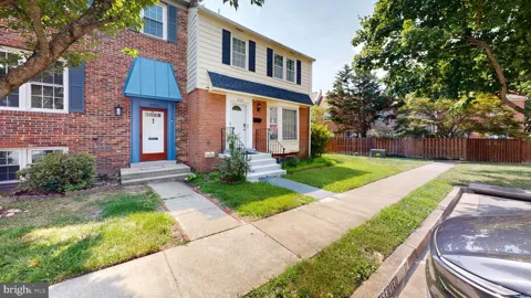8105 KENOVA LANE