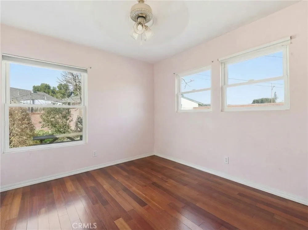 6545 Dos Rios Rd Downey, CA 90240