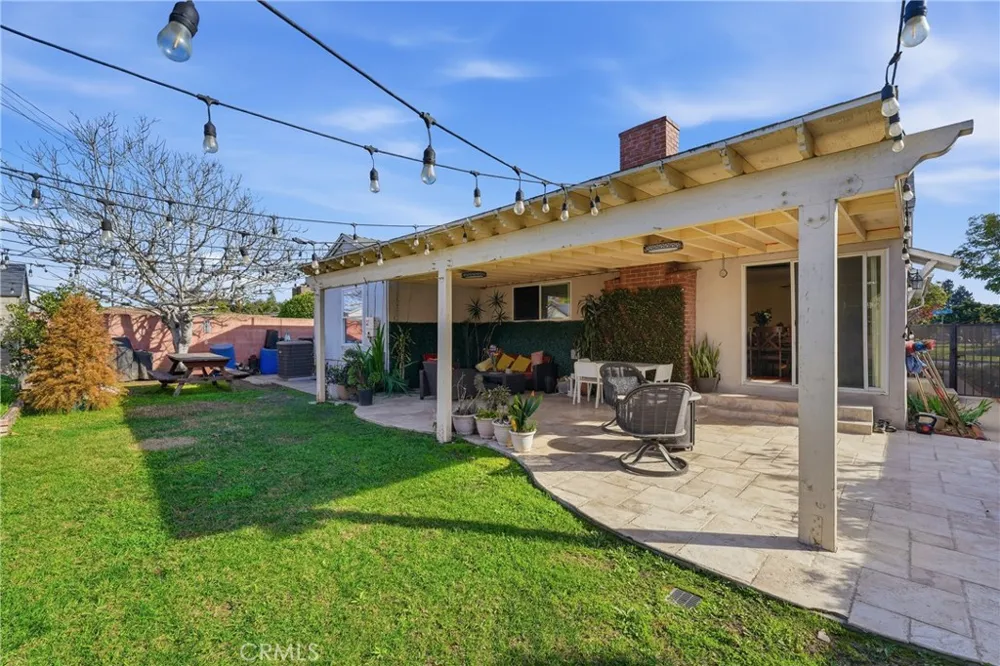 6545 Dos Rios Rd Downey, CA 90240