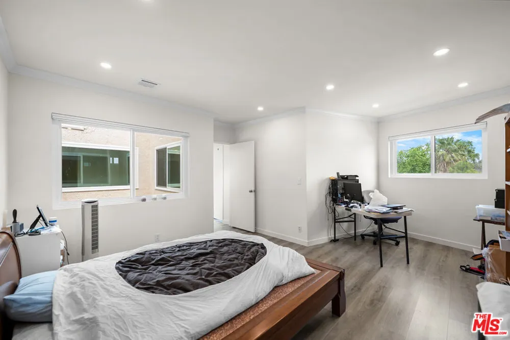 10444 Canoga Avenue #26 Chatsworth, CA 91311