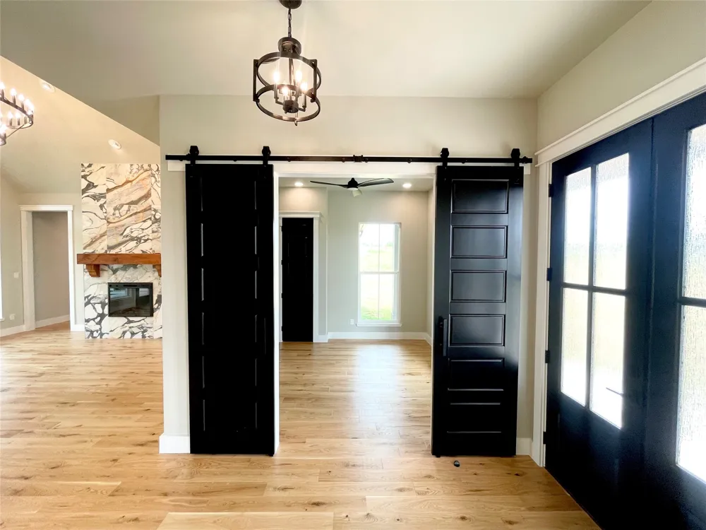 220 Dixie Estates Way Whitesboro, TX 76273