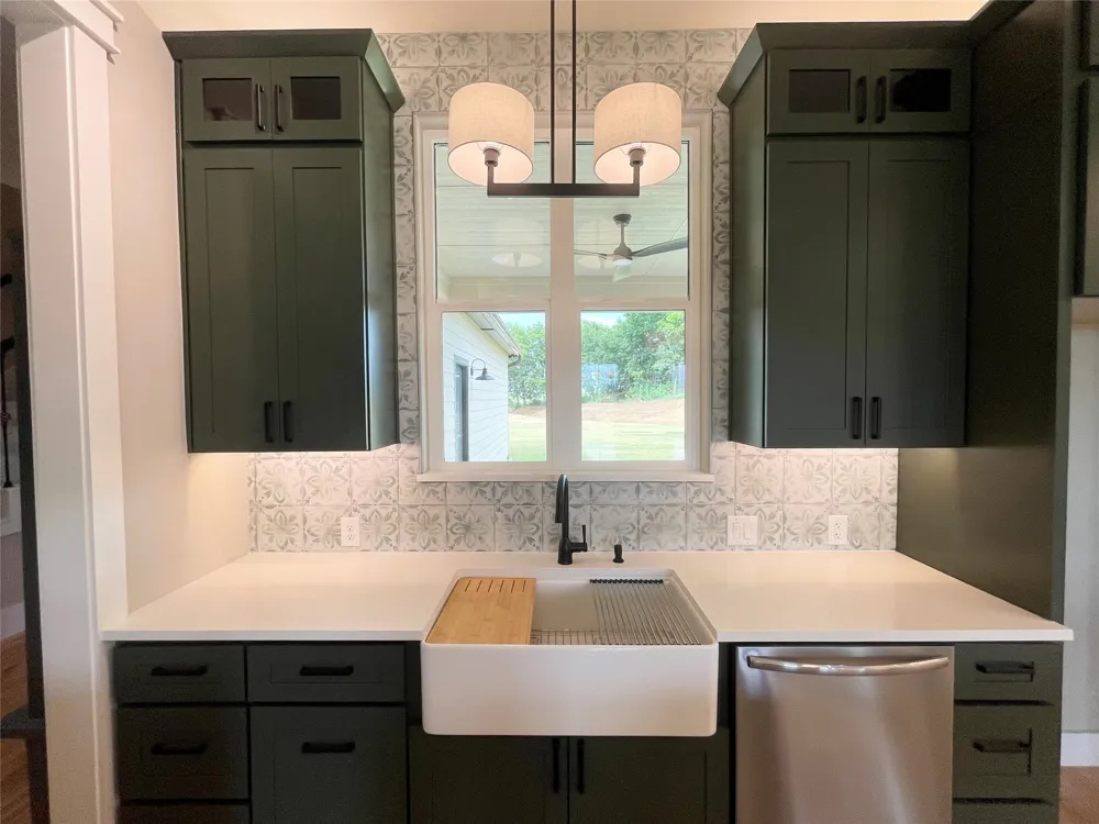 220 Dixie Estates Way Whitesboro, TX 76273