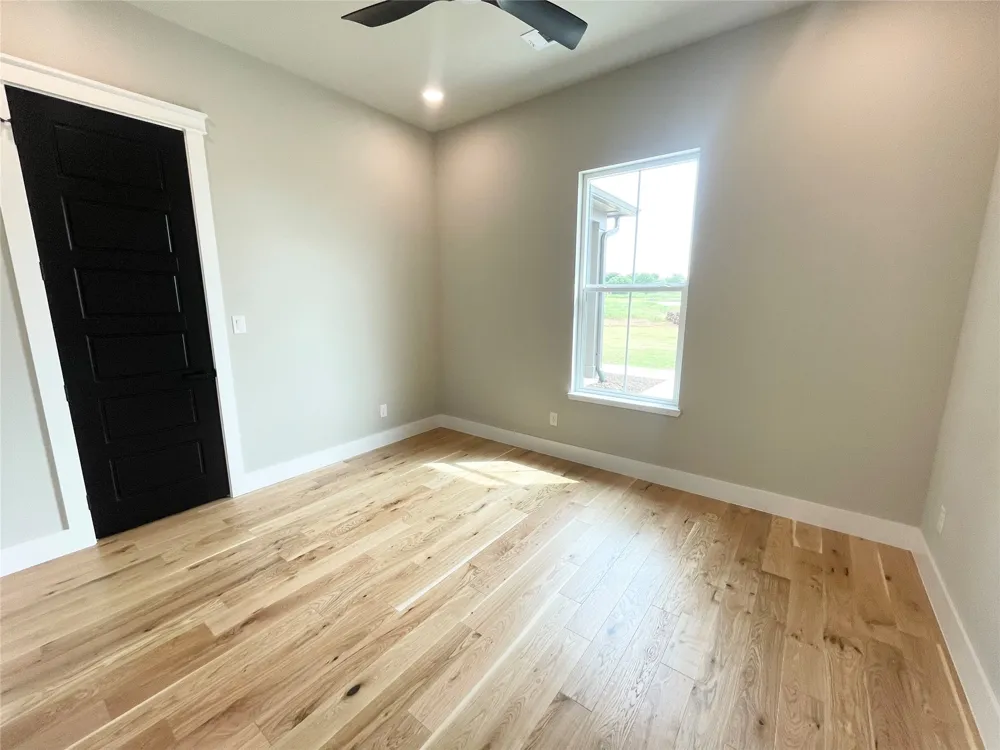 220 Dixie Estates Way Whitesboro, TX 76273
