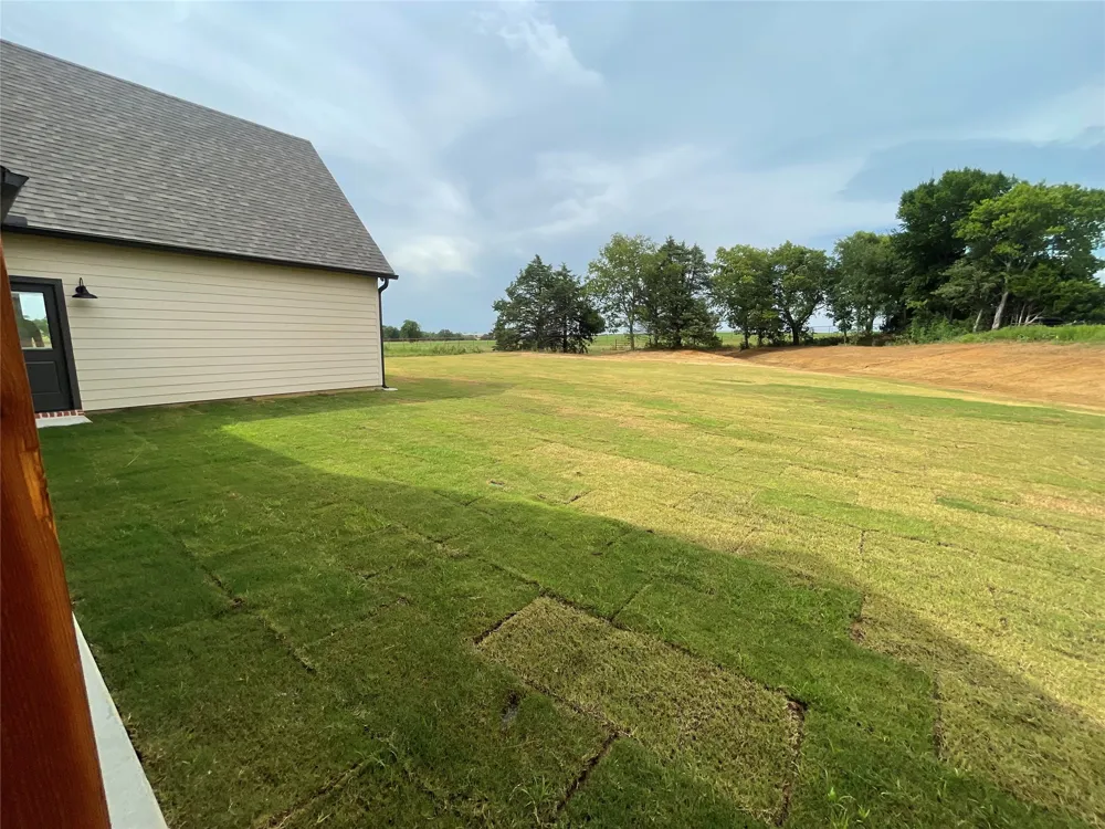 220 Dixie Estates Way Whitesboro, TX 76273