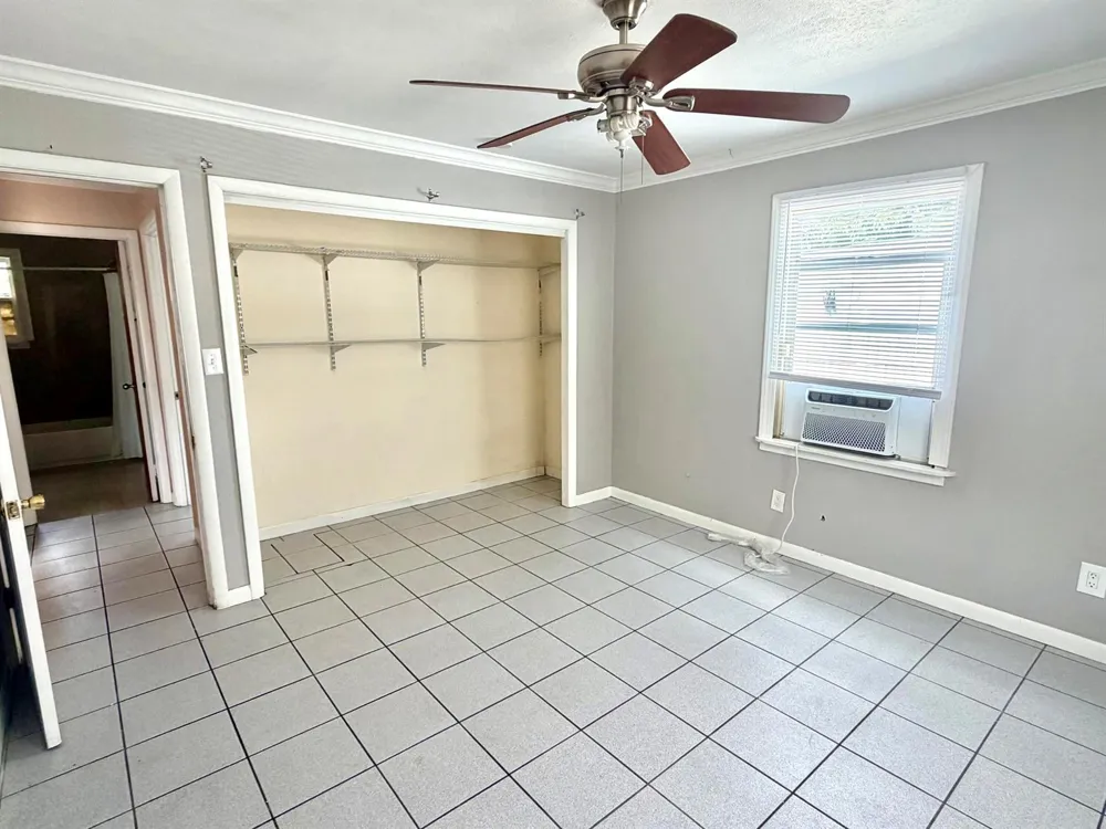 505 Foresteria Drive Lake Park, FL 33403