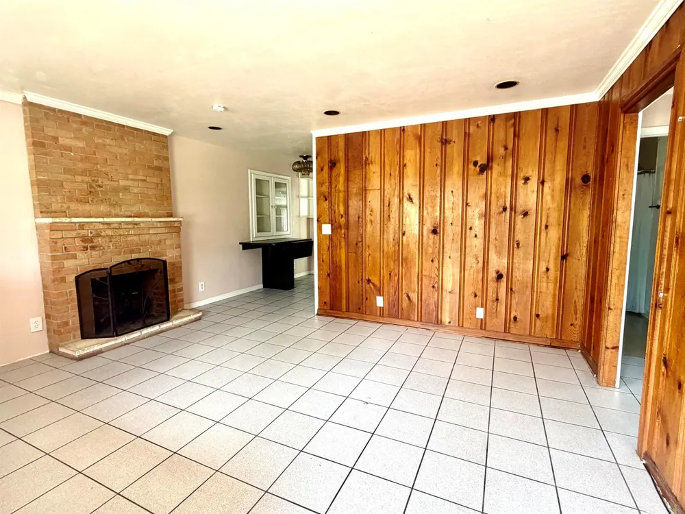 505 Foresteria Drive Lake Park, FL 33403