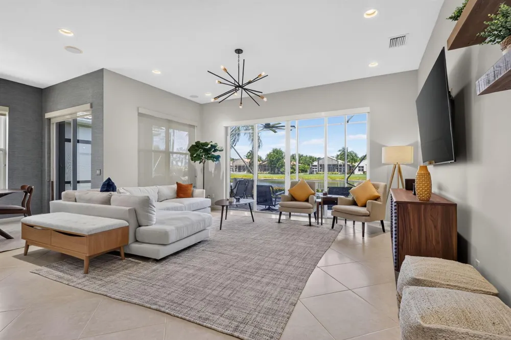 7760 Lighthouse Point Lane Lake Worth, FL 33467