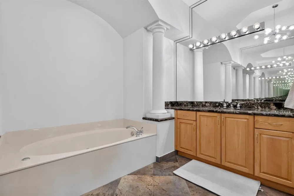 7760 Lighthouse Point Lane Lake Worth, FL 33467