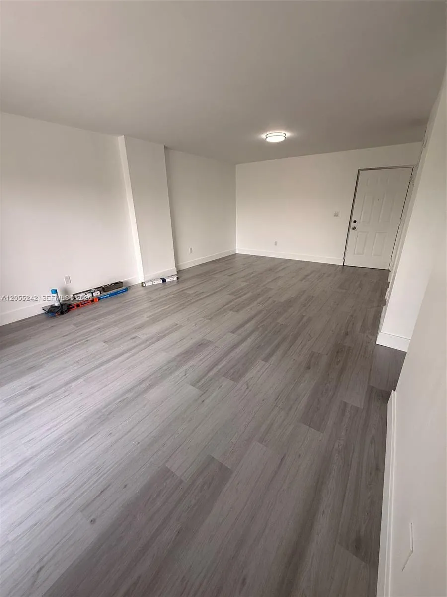 8240 SW 210th St #203 Cutler Bay, FL 33189