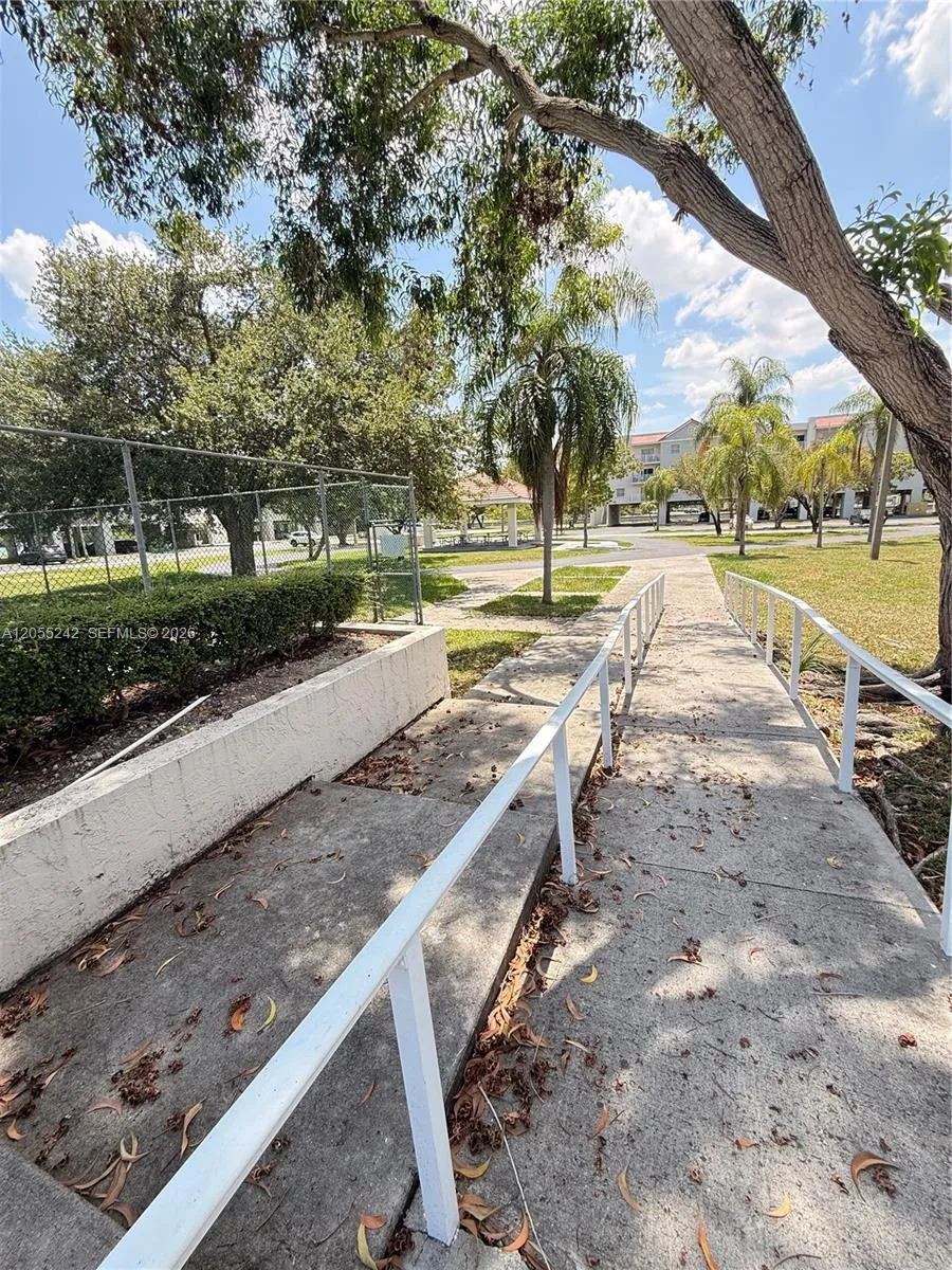 8240 SW 210th St #203 Cutler Bay, FL 33189