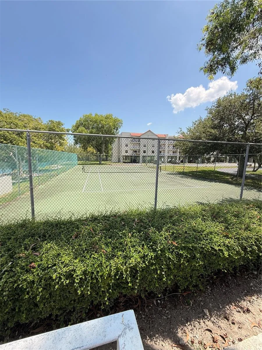8240 SW 210th St #203 Cutler Bay, FL 33189
