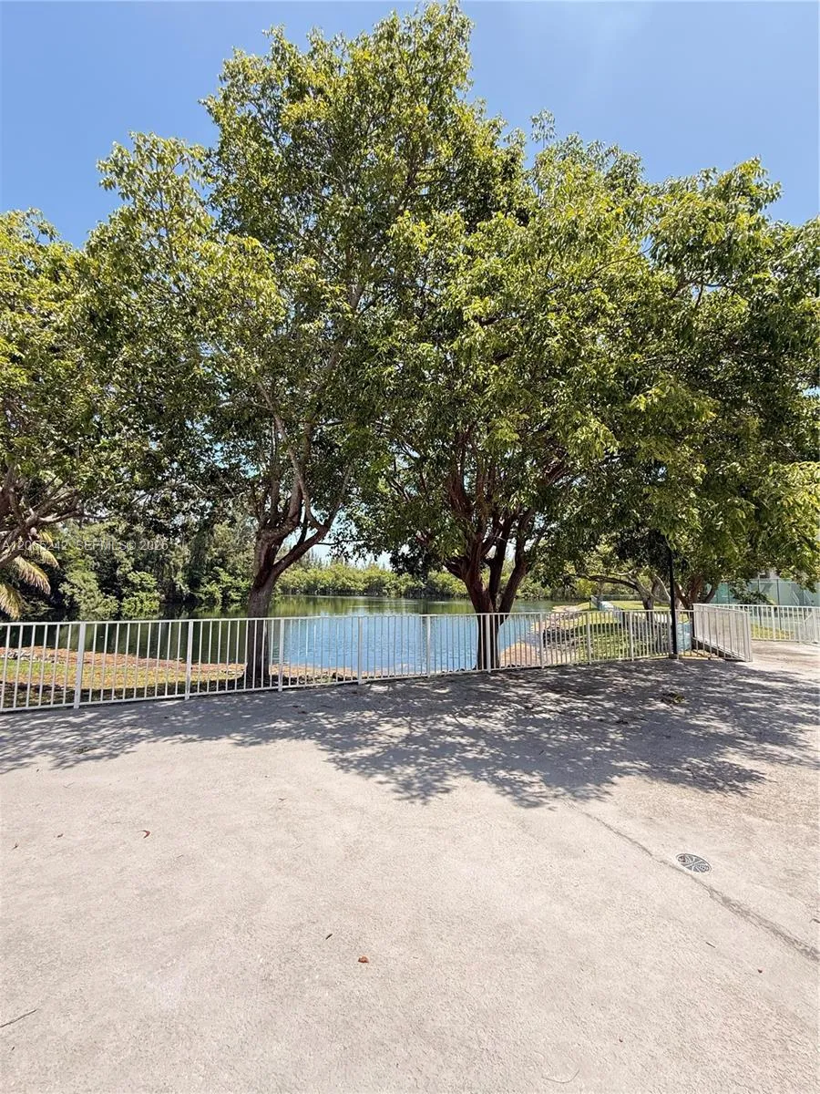 8240 SW 210th St #203 Cutler Bay, FL 33189
