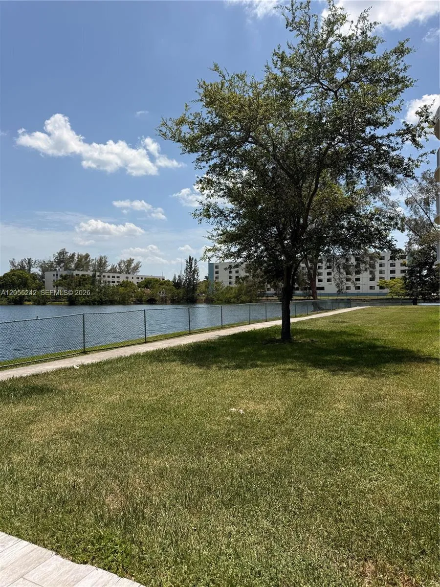 8240 SW 210th St #203 Cutler Bay, FL 33189