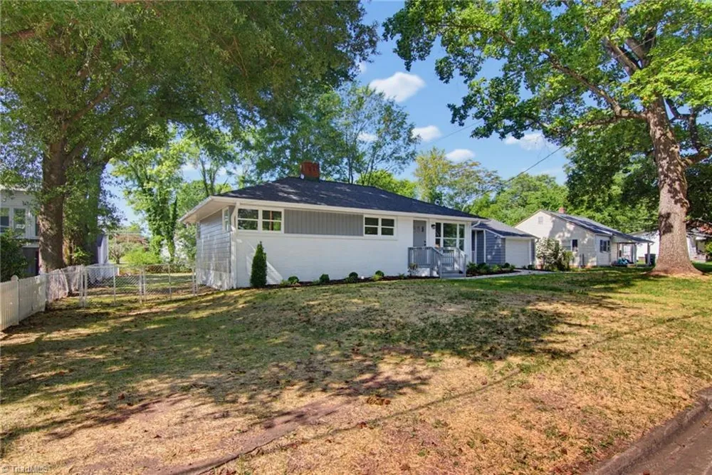 901 W Main Street Mayodan, NC 27027