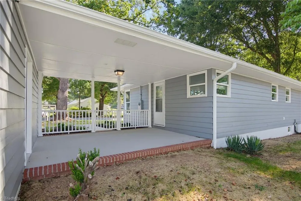 901 W Main Street Mayodan, NC 27027