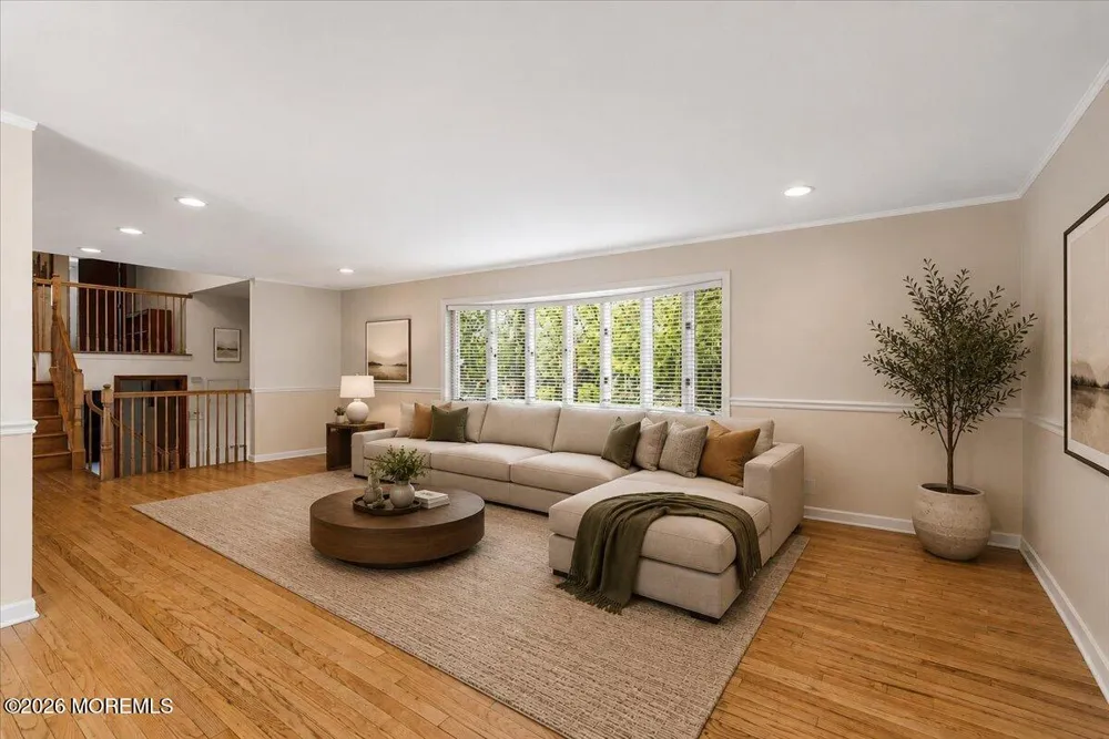 15 Moraine Road Edison, NJ 08820
