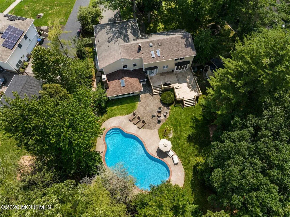 15 Moraine Road Edison, NJ 08820
