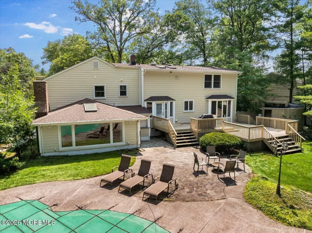 15 Moraine Road Edison, NJ 08820