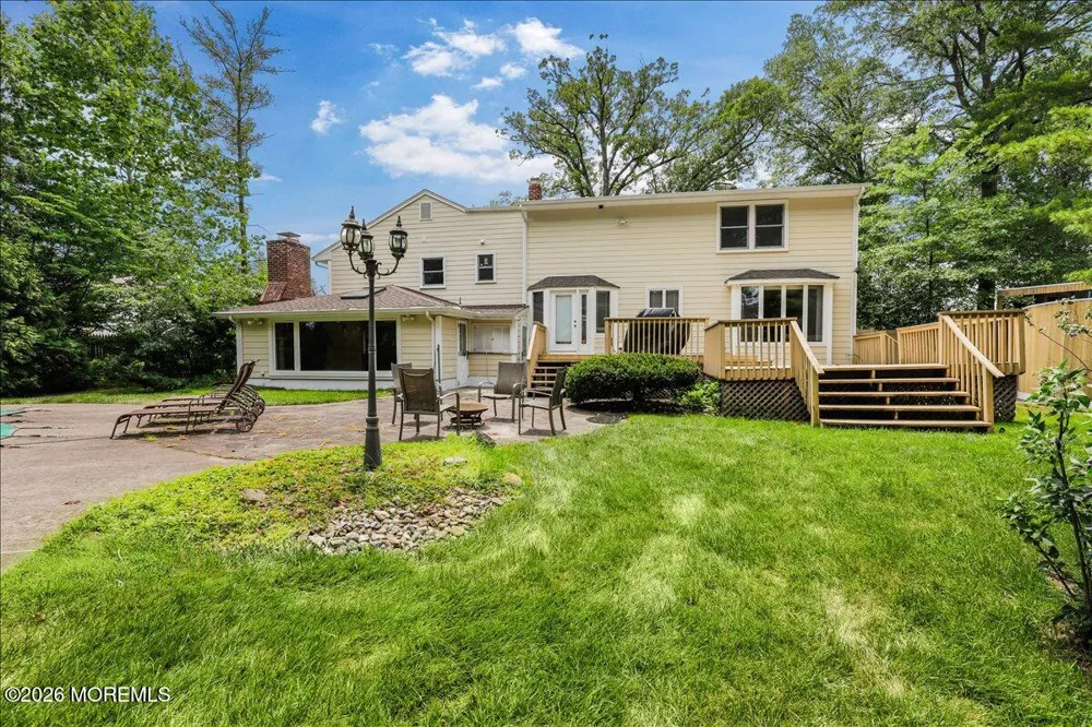 15 Moraine Road Edison, NJ 08820
