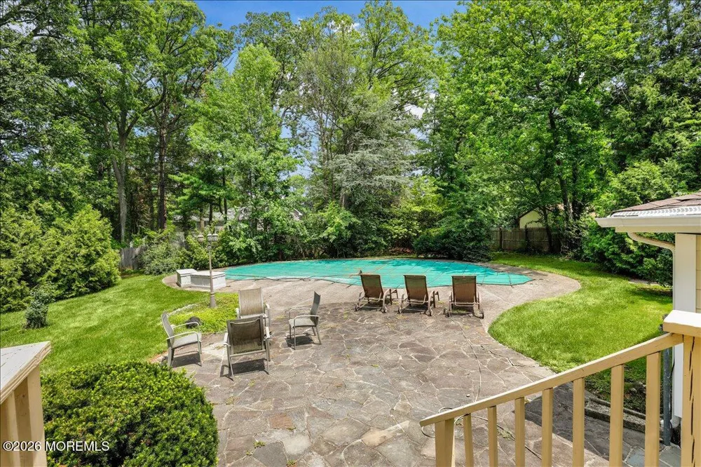 15 Moraine Road Edison, NJ 08820