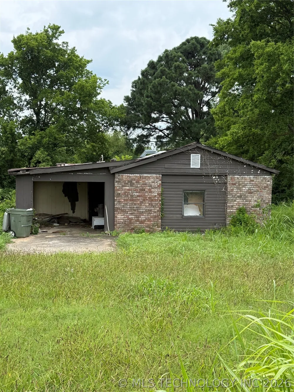 907 W Corporation Street Henryetta, OK 74437