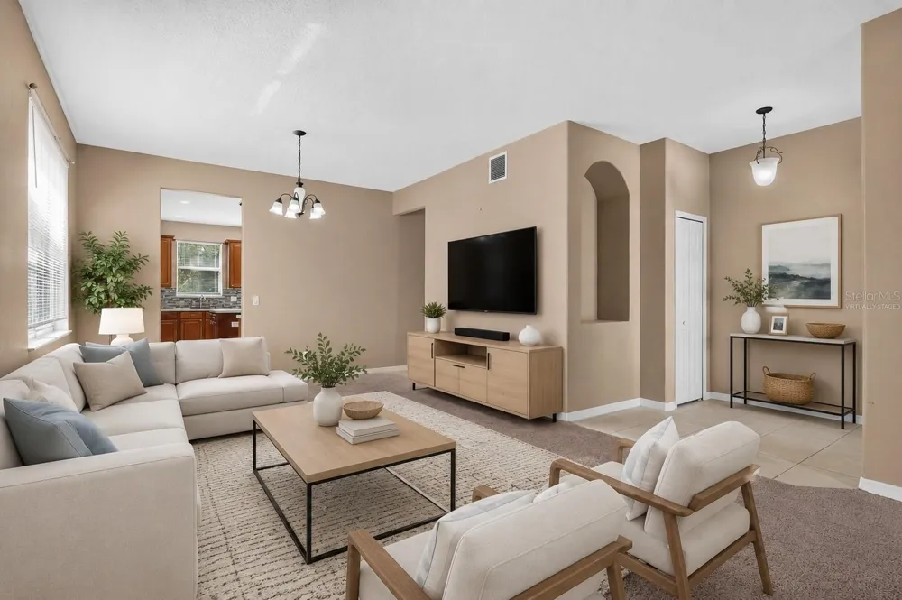 223 LARGOVISTA DR. Oakland, FL 34787
