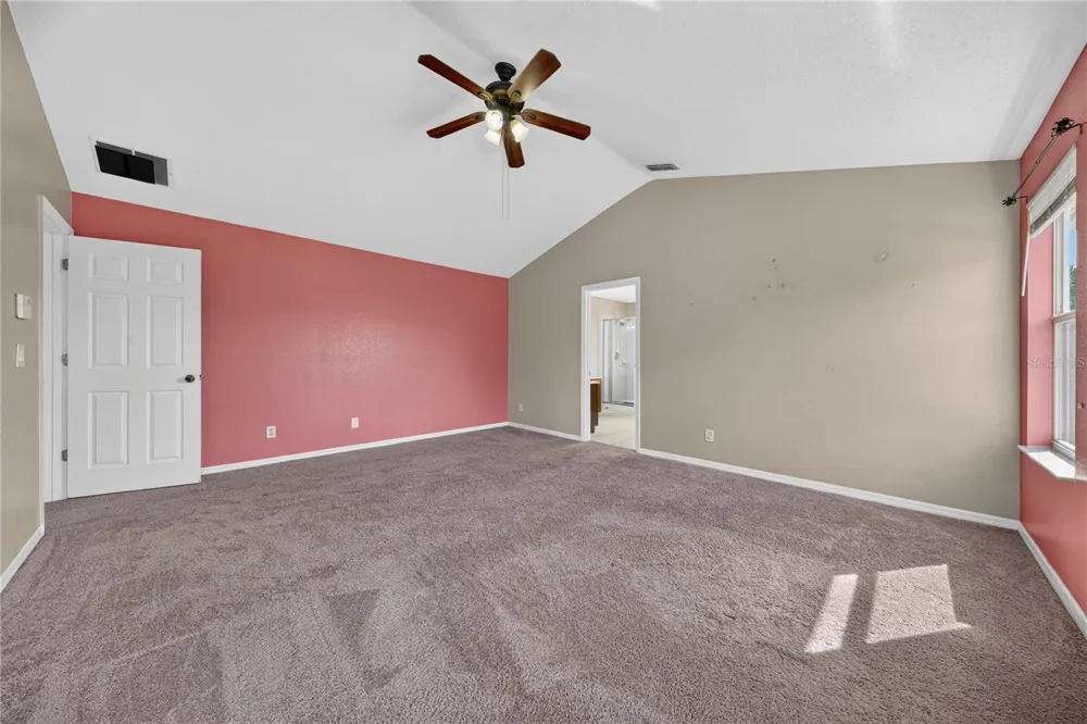 223 LARGOVISTA DR. Oakland, FL 34787