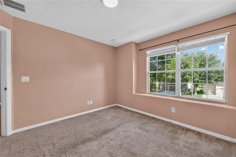 223 LARGOVISTA DR. Oakland, FL 34787