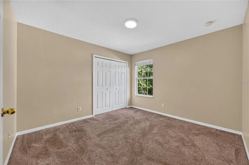 223 LARGOVISTA DR. Oakland, FL 34787