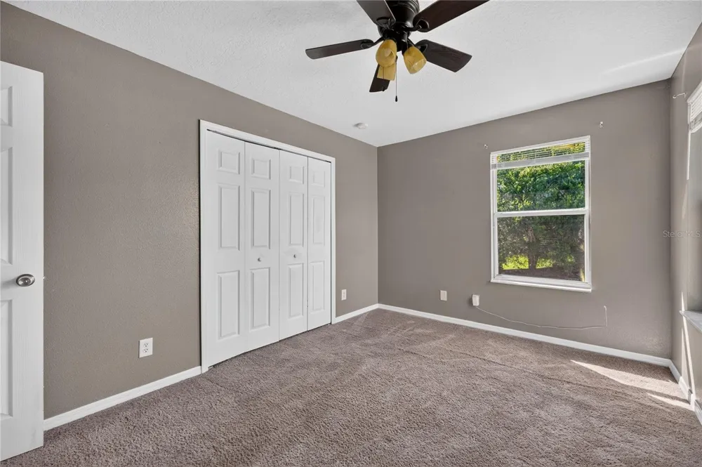 223 LARGOVISTA DR. Oakland, FL 34787