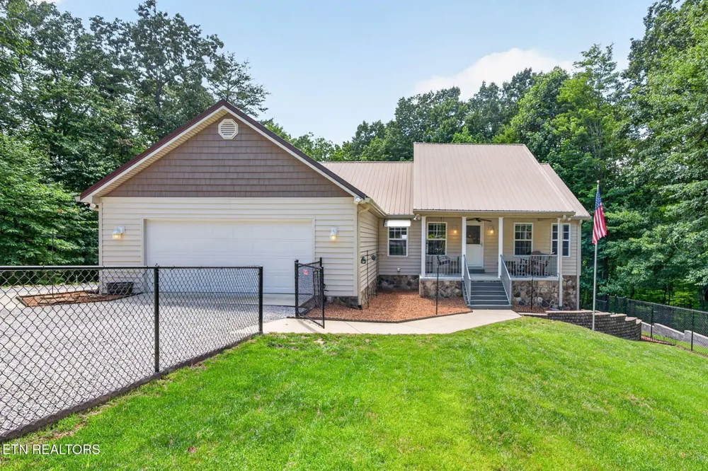 88 Scenic Place Monterey, TN 38574