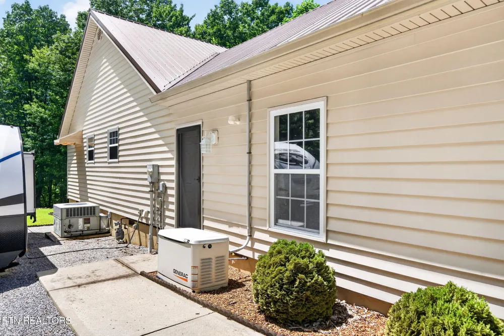 88 Scenic Place Monterey, TN 38574