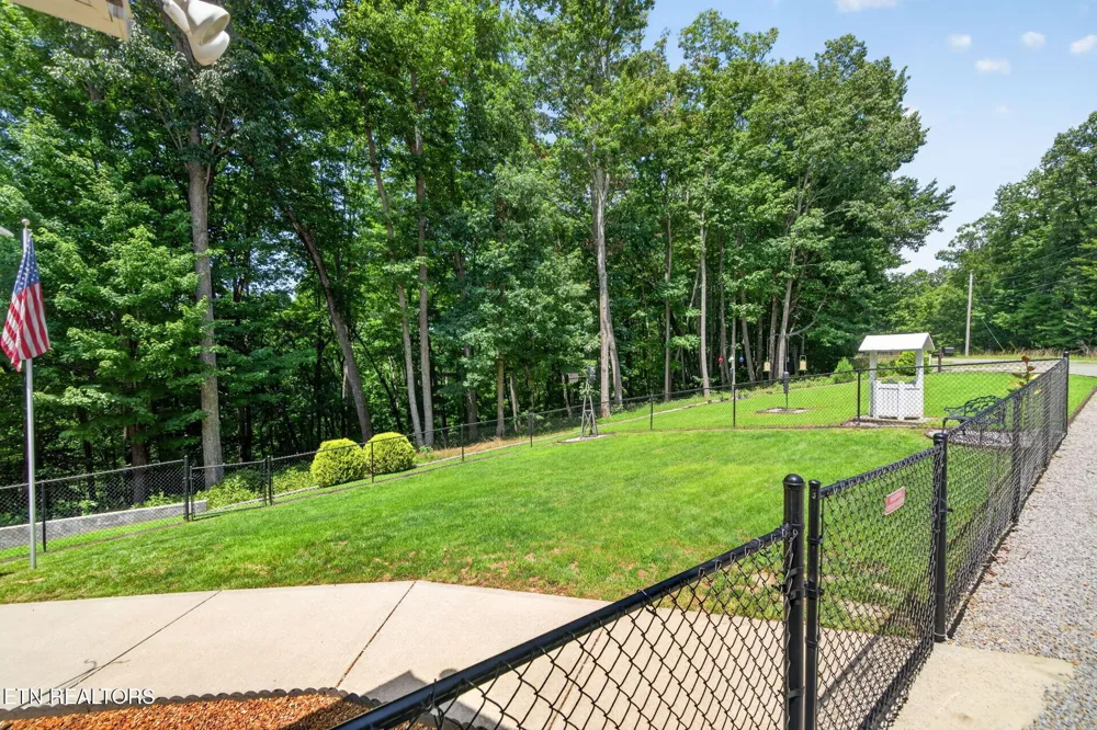 88 Scenic Place Monterey, TN 38574