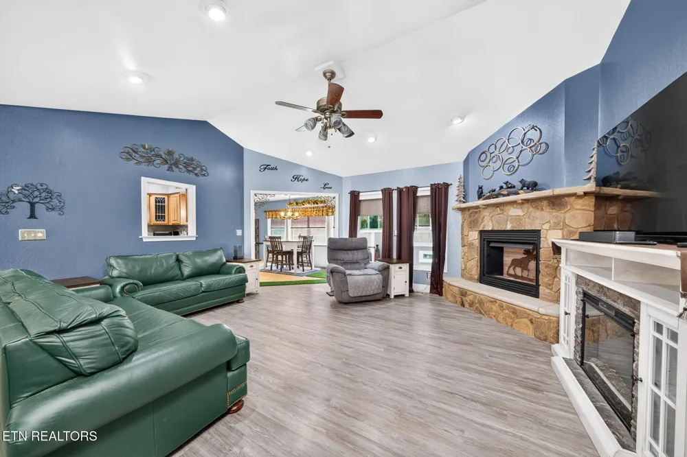 88 Scenic Place Monterey, TN 38574