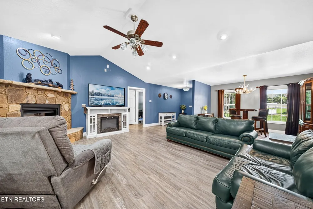 88 Scenic Place Monterey, TN 38574