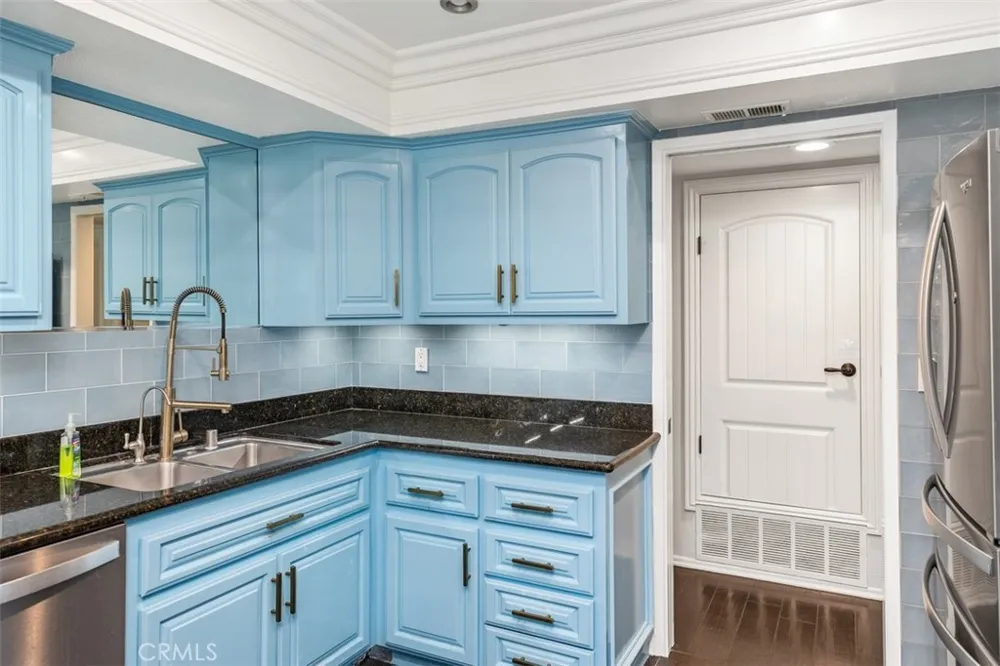 1 Moss Glen #1 Irvine, CA 92603