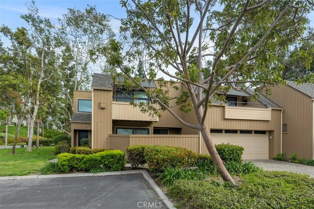 1 Moss Glen #1 Irvine, CA 92603