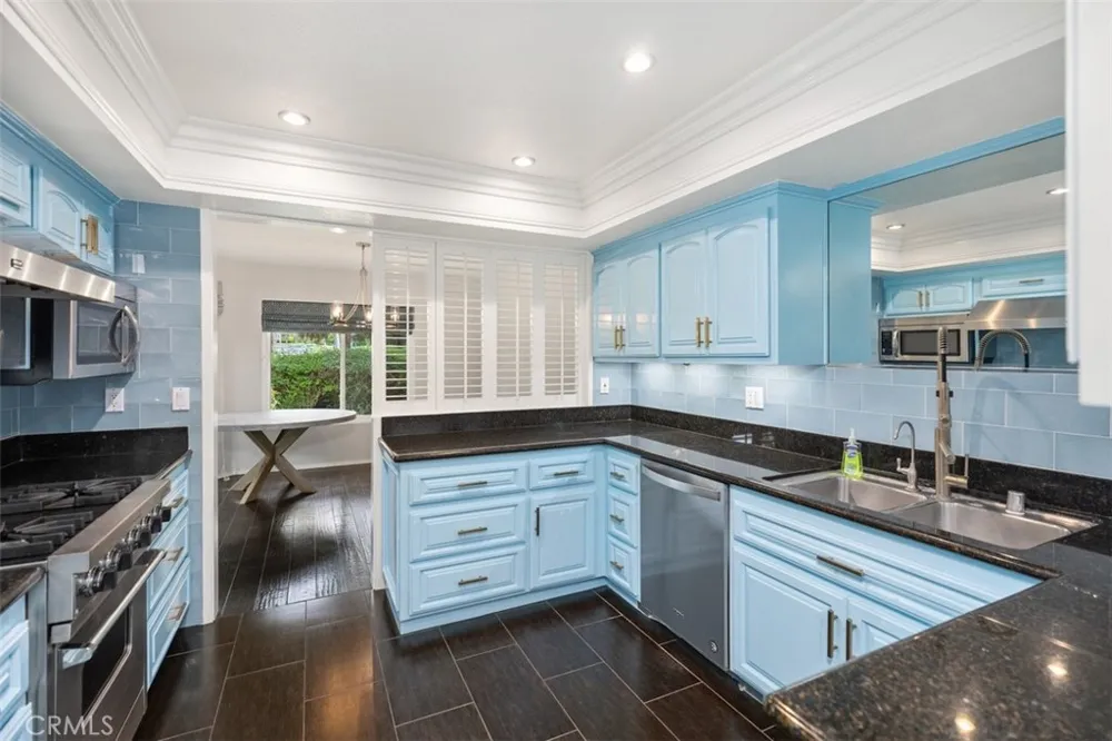 1 Moss Glen #1 Irvine, CA 92603