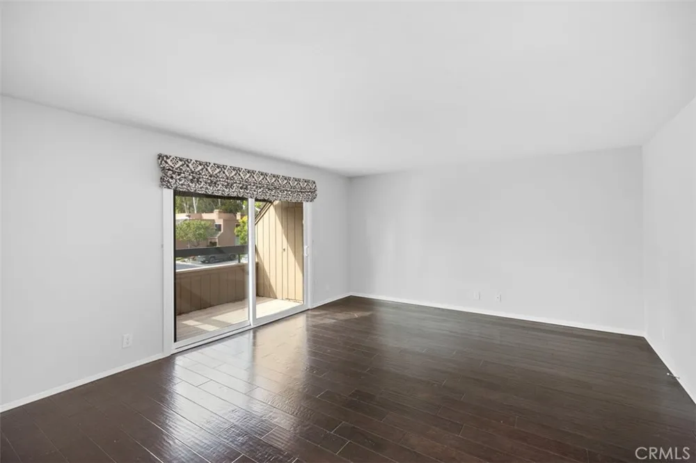 1 Moss Glen #1 Irvine, CA 92603