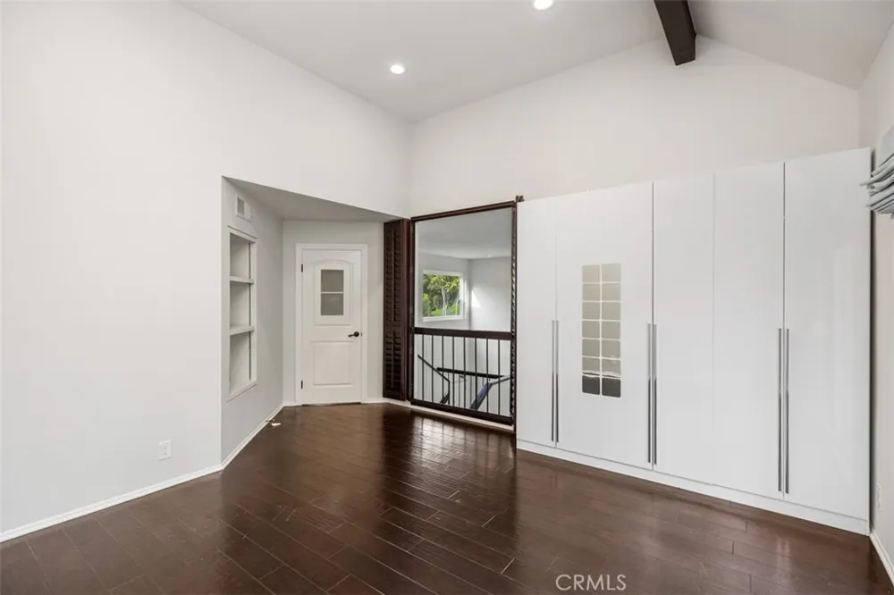 1 Moss Glen #1 Irvine, CA 92603