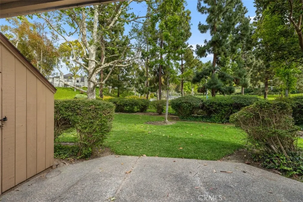 1 Moss Glen #1 Irvine, CA 92603