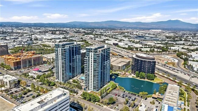 9 Macarthur #1605 Santa Ana, CA 92707