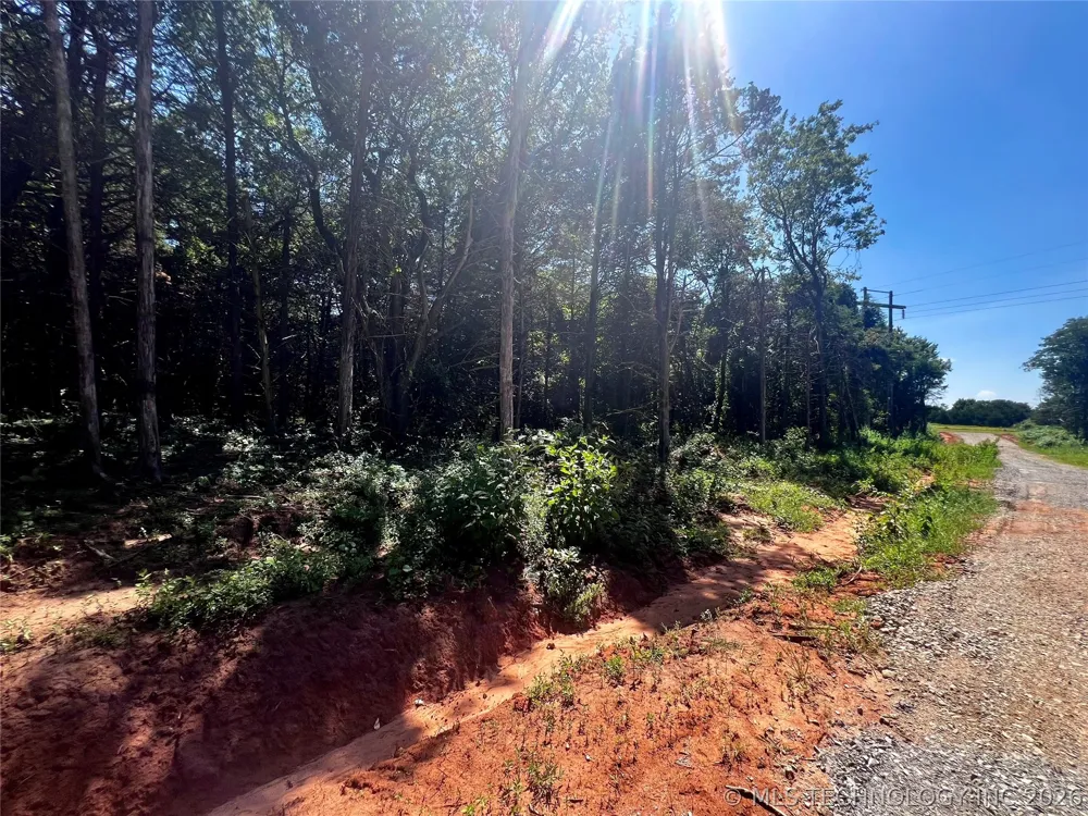 15 Anvil Way Agra, OK 74824