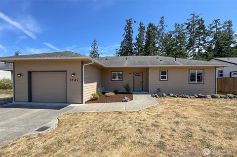 1427 W Pendley Court