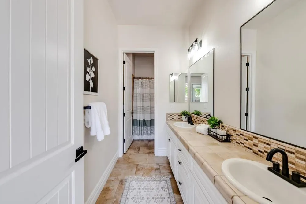 18402 McClellan Circle Marina, CA 93933