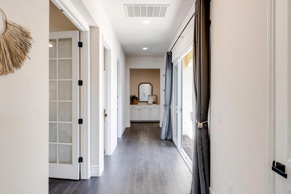 18402 McClellan Circle Marina, CA 93933