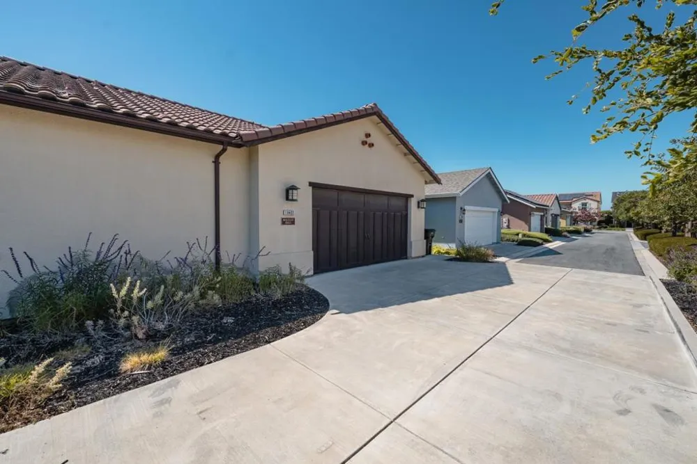 18402 McClellan Circle Marina, CA 93933